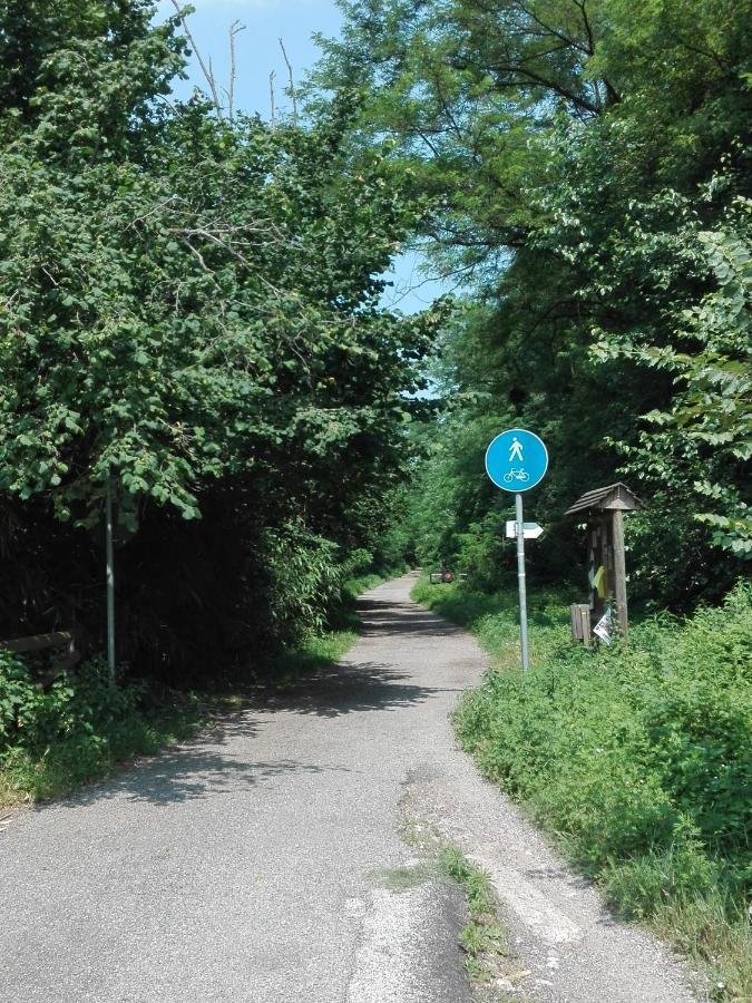 Il Casolare Del Medio Olona Bed & Breakfast Fagnano Olona Luaran gambar