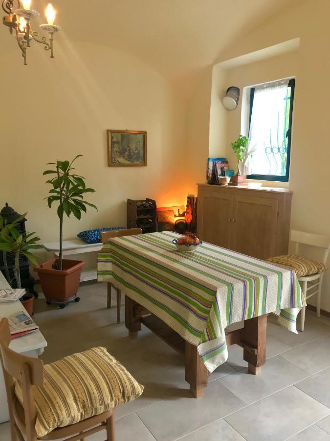 Il Casolare Del Medio Olona Bed & Breakfast Fagnano Olona Luaran gambar