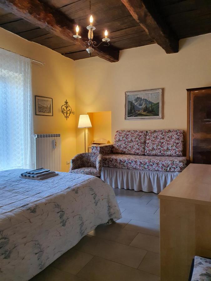 Il Casolare Del Medio Olona Bed & Breakfast Fagnano Olona Luaran gambar