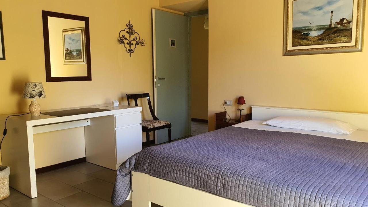 Il Casolare Del Medio Olona Bed & Breakfast Fagnano Olona Luaran gambar