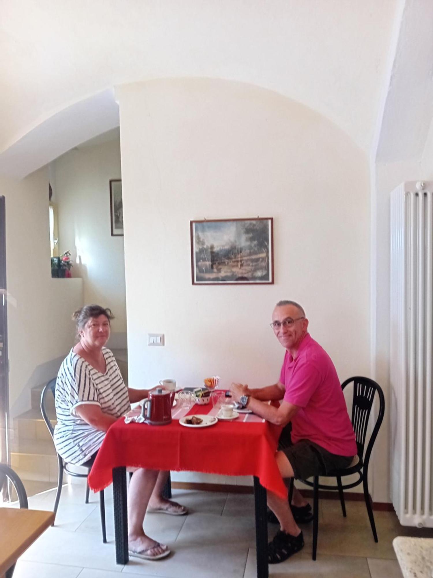 Il Casolare Del Medio Olona Bed & Breakfast Fagnano Olona Luaran gambar
